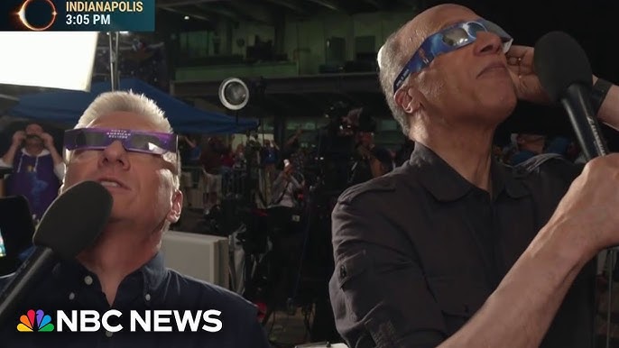 This Is Magical Lester Holt And Tom Costello Witness Totality In Indianapolis