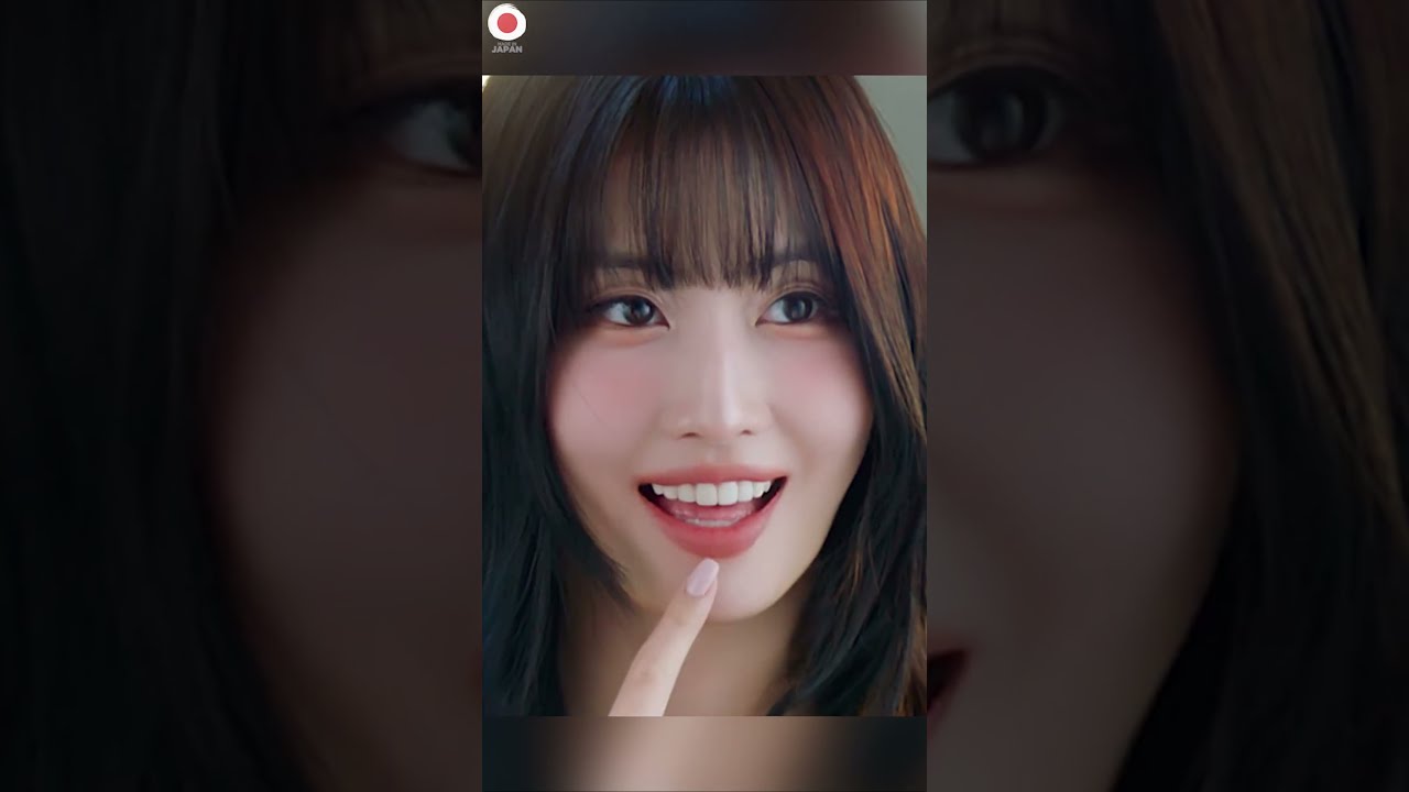 TWICE】Momo, can you teach me Japanese? 🍑 I said はい, はい