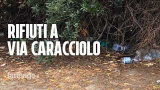 Napoli plastic free? Un bluff: il Lungomare invaso da plastica e rifiuti inquinanti