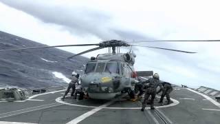 HMAS Darwin provides emergency assistance in the MEAO
