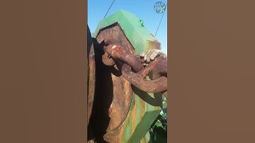 How Sailors Resolve a Twisted Anchor Chain ⚓ #Shorts