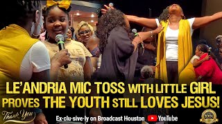 KIM BURRELL Crashes LE'ANDRIA JOHNSON Mic Toss & STEALS The SHOW, Wish WHITNEY HOUSTON Was ALIVE!