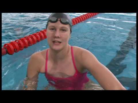 Video: Wie Man Schwimmt