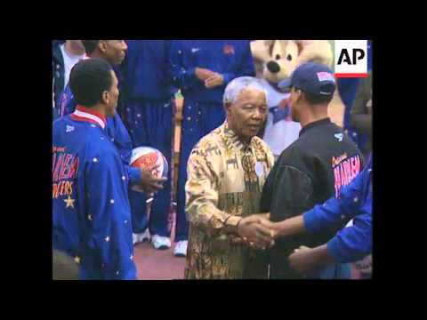 S AFRICA BASKET HARLEM GLOBETROTTERS CELEBRATE MANDELA S BIRTHDAY