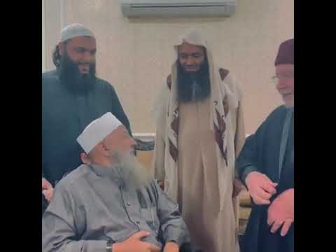 ادا رايت مبتدع يخالط اهل البدع فهو مبتدع