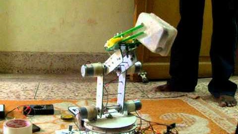 Accelerometer Based Robotic ARM ( Being Controlled Wirlessly ) [ OUR MAJOR PROJECT ]