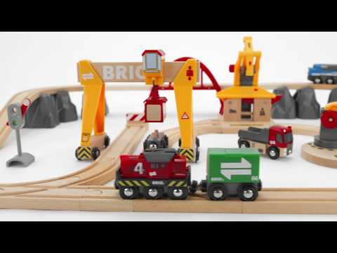 BRIO World - 33097 Cargo Railway Deluxe Set