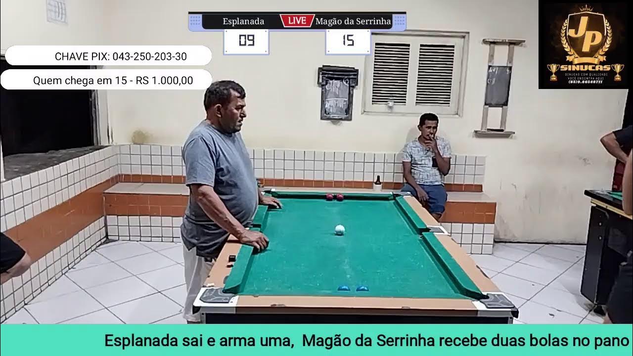 Jogos de arma e sinuca em fundo branco