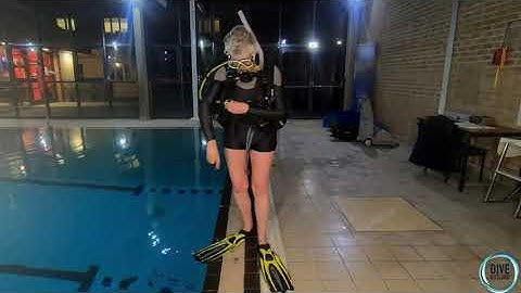 Diving Skills - Deep Water Entry - Giant Stride