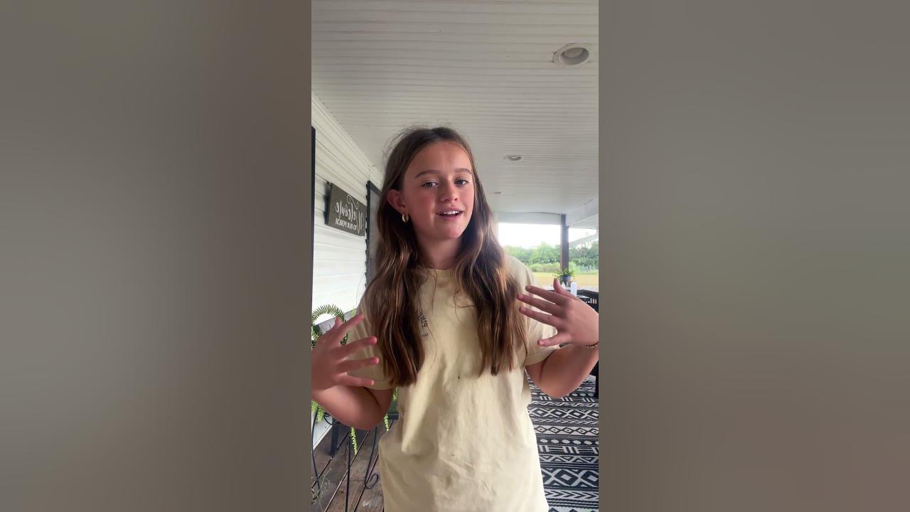 This song gives summer#dance #viral #dancecraze #forestfrank #lemonade #youtubeshorts #shorts