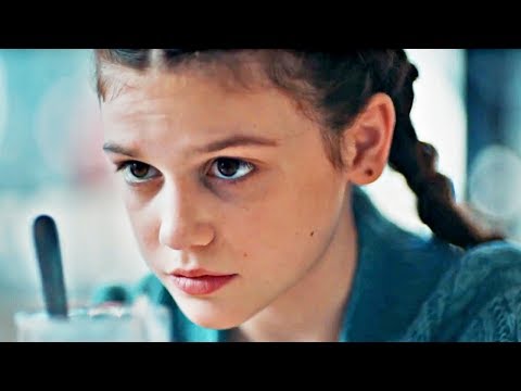 FIRST LOVE Bande Annonce (2018) Série Adolescent