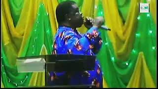 Rev. Dr. Uma Ukpai sings @SU LIBERATION CRUSADE_2021. DAY 3