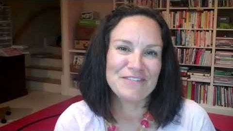 "Quick scrapbooking Video: sign and date your layouts" from @lainehmann of Layoutaday.com