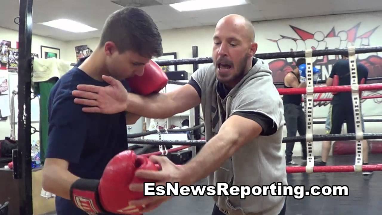 Boxing Lesson How To Throw The Uppercut To The Body EsNews YouTube