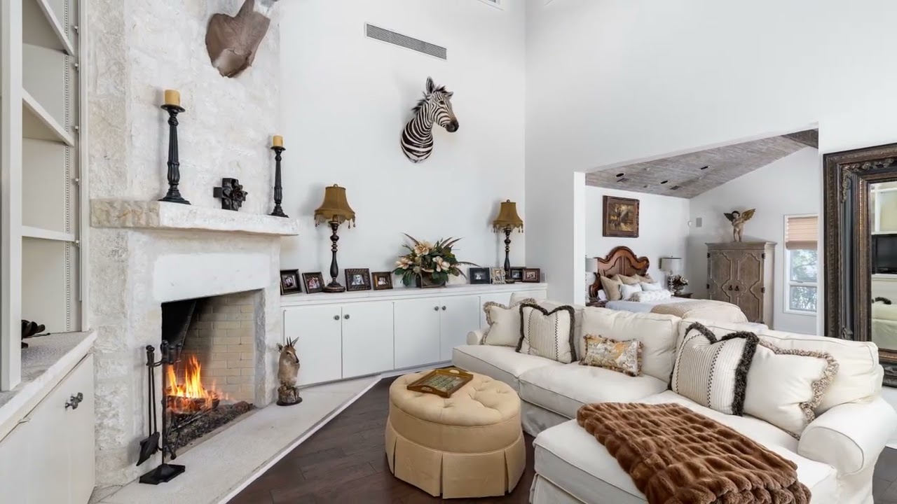 801 Ivy Ln, Terrell Hills, TX 78209