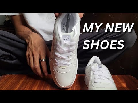New White Shoes | Sparx | Unboxing | Abhishek Anand | Vlog - YouTube