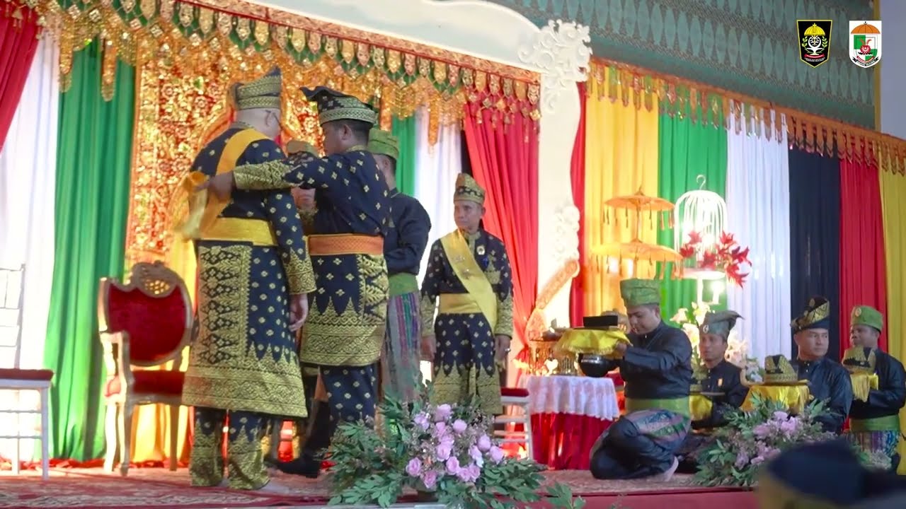 PEMBERIAN GELAR ADAT LEMBAGA ADAT MELAYU RIAU KAB. PELALAWAN