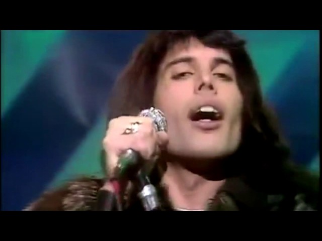 What if Marc Martel played Killer Queen at Top of The Pops 1974 (Voice Replacement) class=