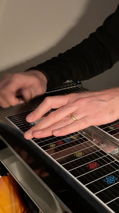 The Craziest Pedal Steel Intro Of All Time? (as played by Hal Rugg on “That She’s Leaving Feeling”)