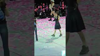 Nayeon shows the newest choreography of TT and I'm loving it😭 during world tour concert in Austin D2