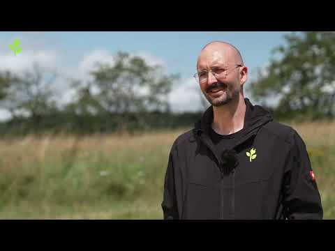 Über den Entstehungsprozess eines Solarparks von Greenovative - video from Greenovative