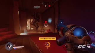 Roadhog Uses aimbot during ultimate
