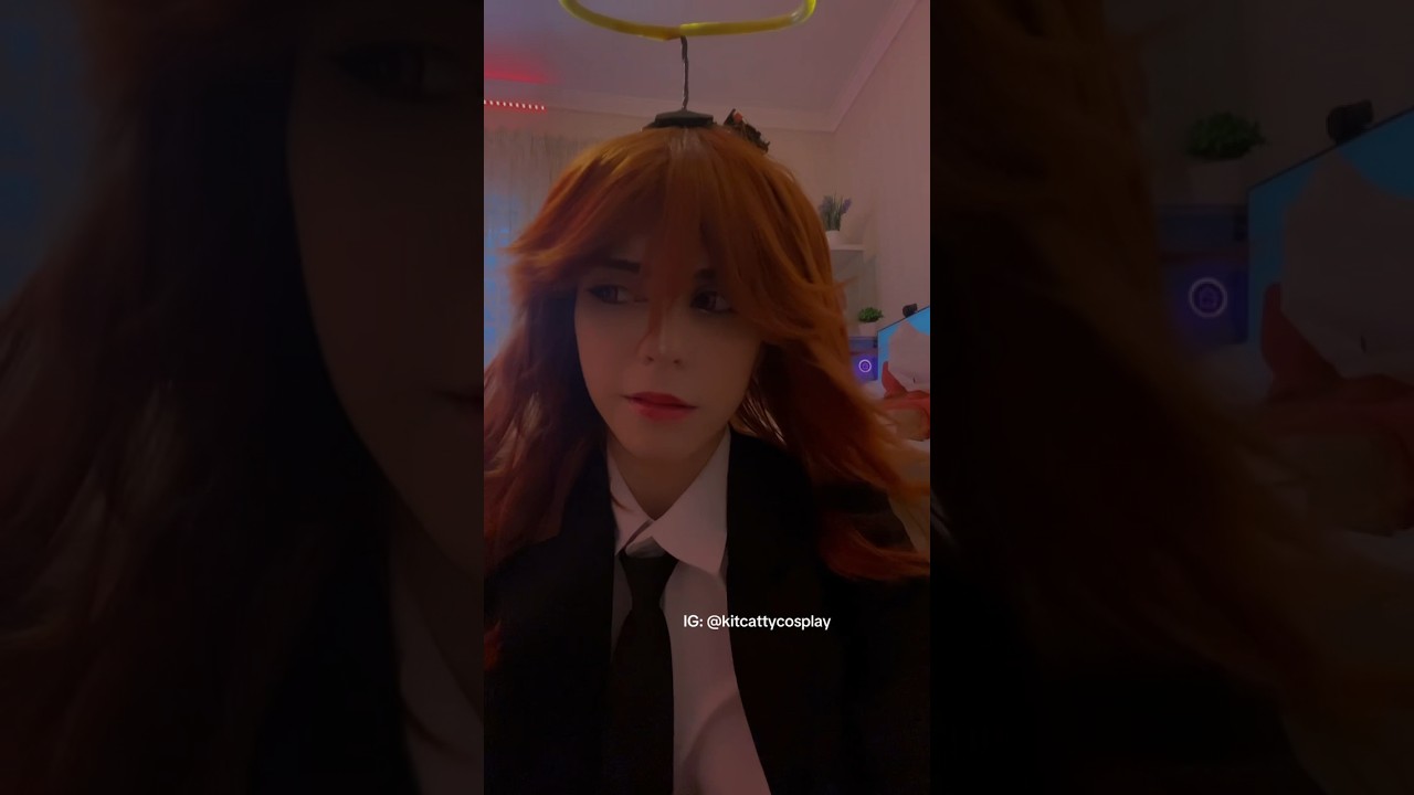 He didn’t deserved it :( #cosplay #cosplaygirl #cosplayer #anime #chainsawman #animecosplay