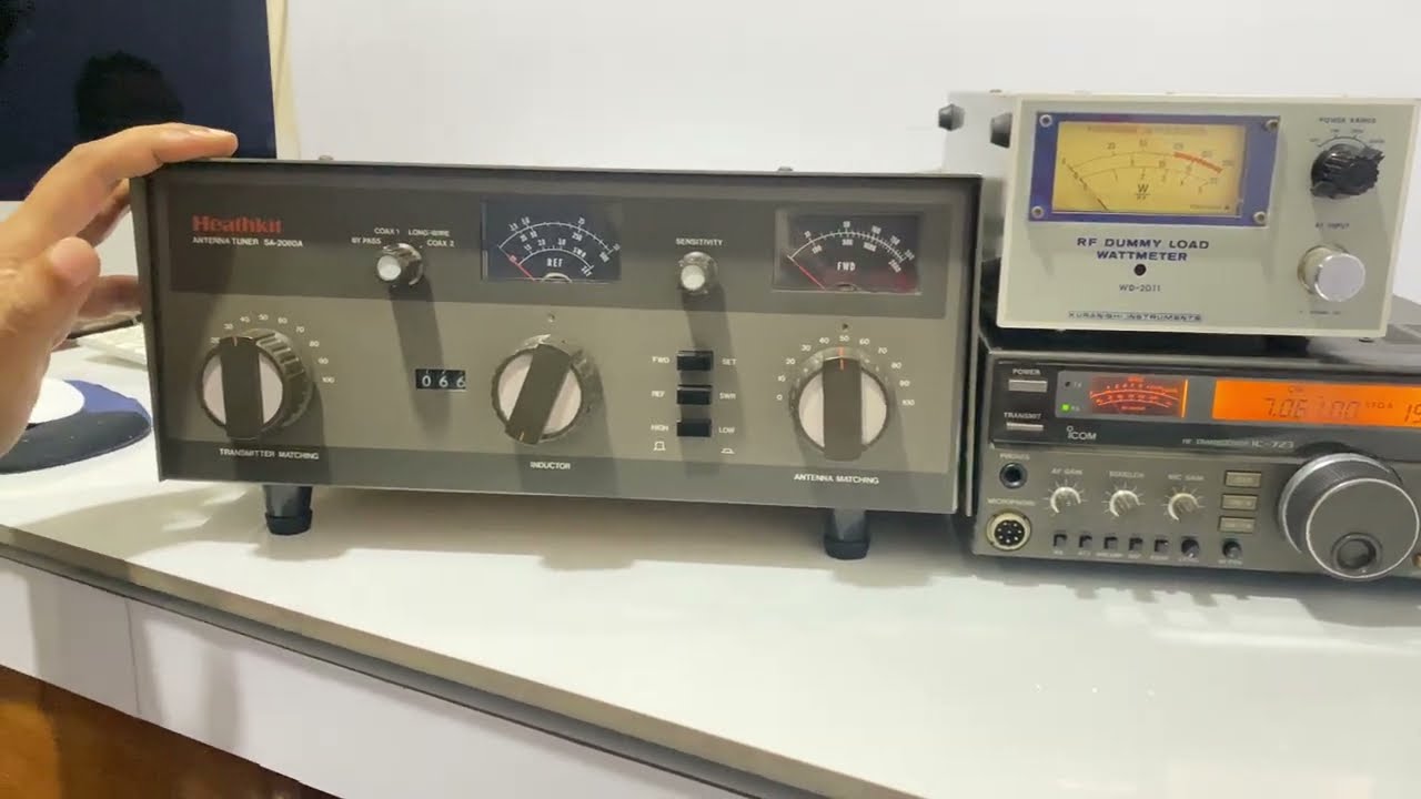 Heathkit SA-2060A HF Antenna Tuner 2kW - YouTube