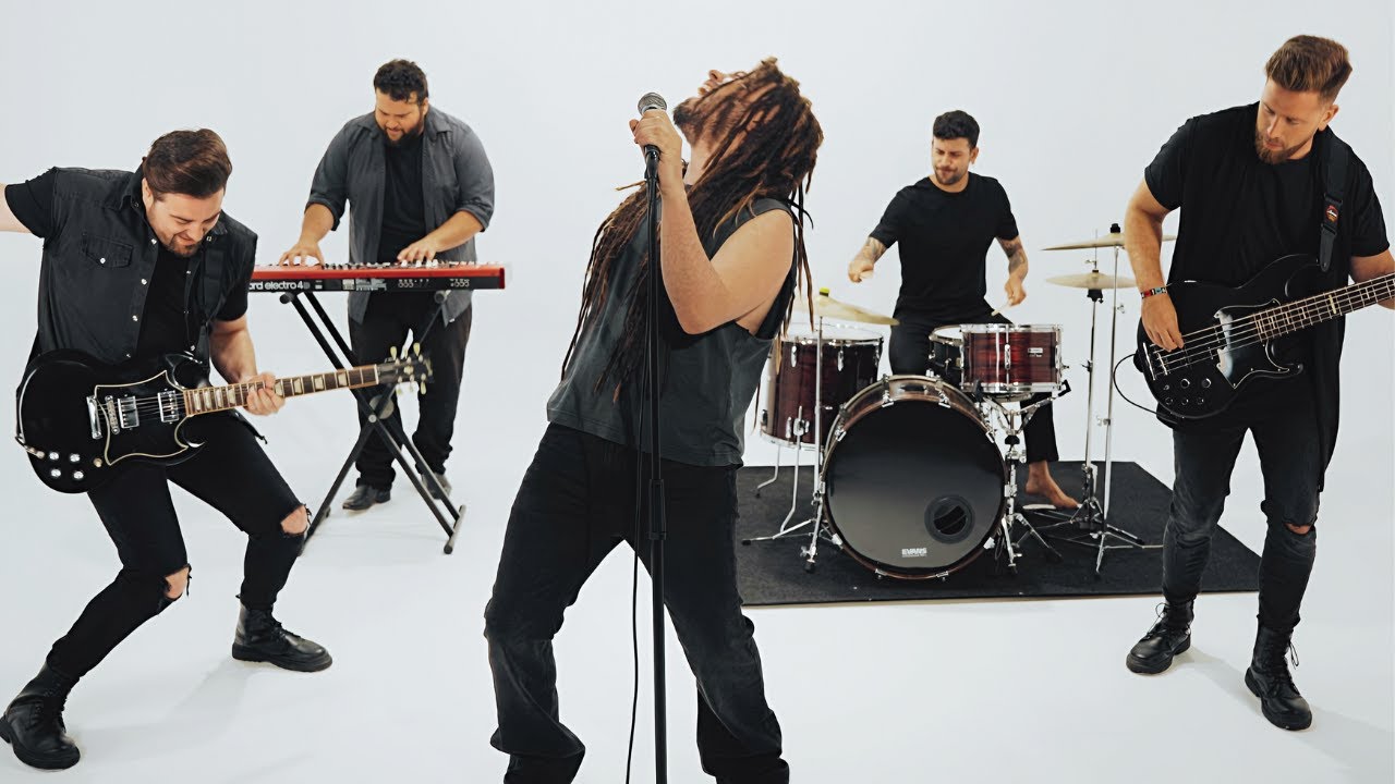 Miki Martz - Más Allá del Velo (Video Oficial)