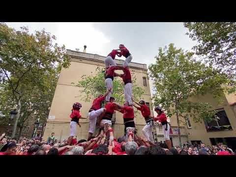 Castellers de Barcelona: 2 de 7 - Festa Major de Sarrià (09/10/2022)
