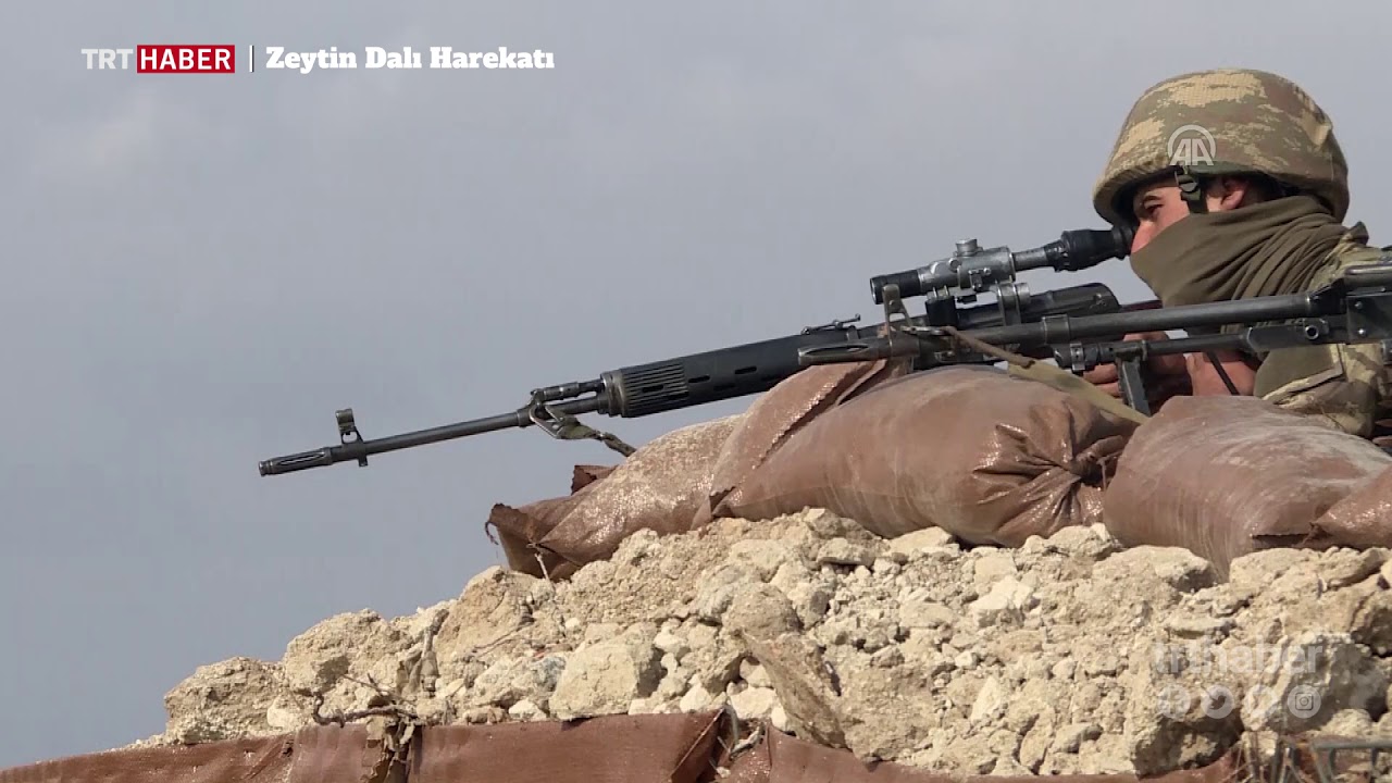 Burseya Dağı'nda Mehmetçik, elleri tetikte 24 saat nöbet tutuyor.