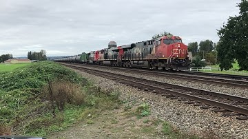 Triple Header!! SD60!!! CN 744 Tanker Train @ Matsqui BC Canada 27SEP25 ES44AC 2922 Leading