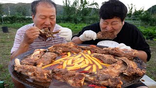 Большие тушеные говяжьи ребрышки от Хамзи - кулинарное шоу Мукбанг