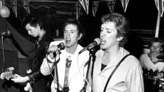 Sex Pistols - Anarchy in The UK LIVE Jubilee Thames 1977