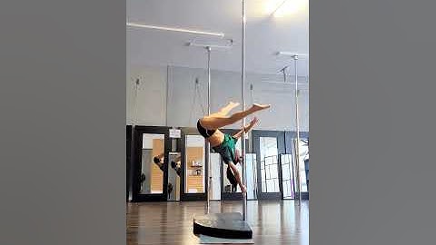 Elbow Ayesha and Cup Grip Ayesha regrips to Elbow Ayesha Split #poledance #poletrick #poledancer