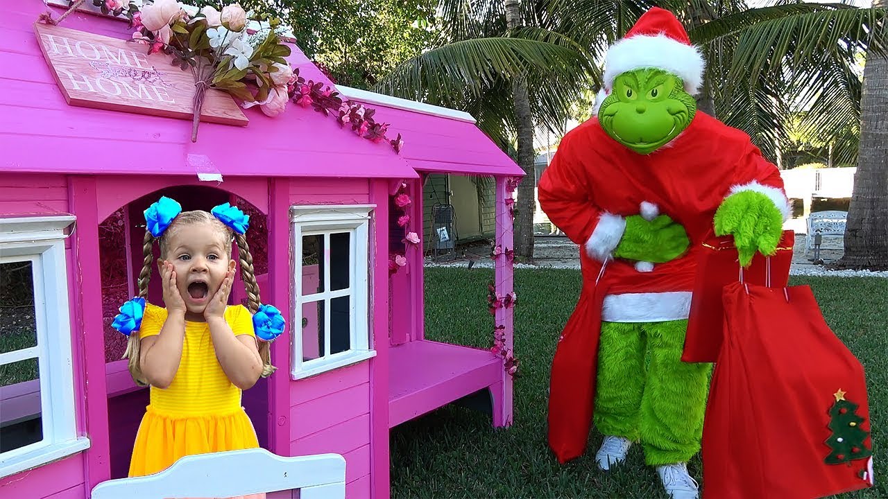 Diana and GRINCH who stole New Year's Presents