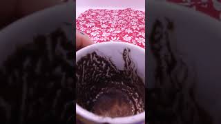 Sürekli gözleriyle sizi arayor kalıbında büyük aşk var size karşı canlar ❤️❤️