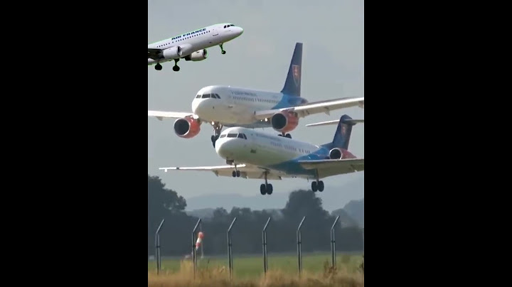 SHORT CREATOR// AIRPLANE FLYING // AEROPLANE VIDEO #shorts  #youtubeshorts  2022