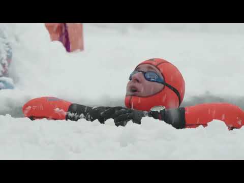 Valentina Cafolla batió el récord mundial de apnea dinámica bajo hielo (140 metros)