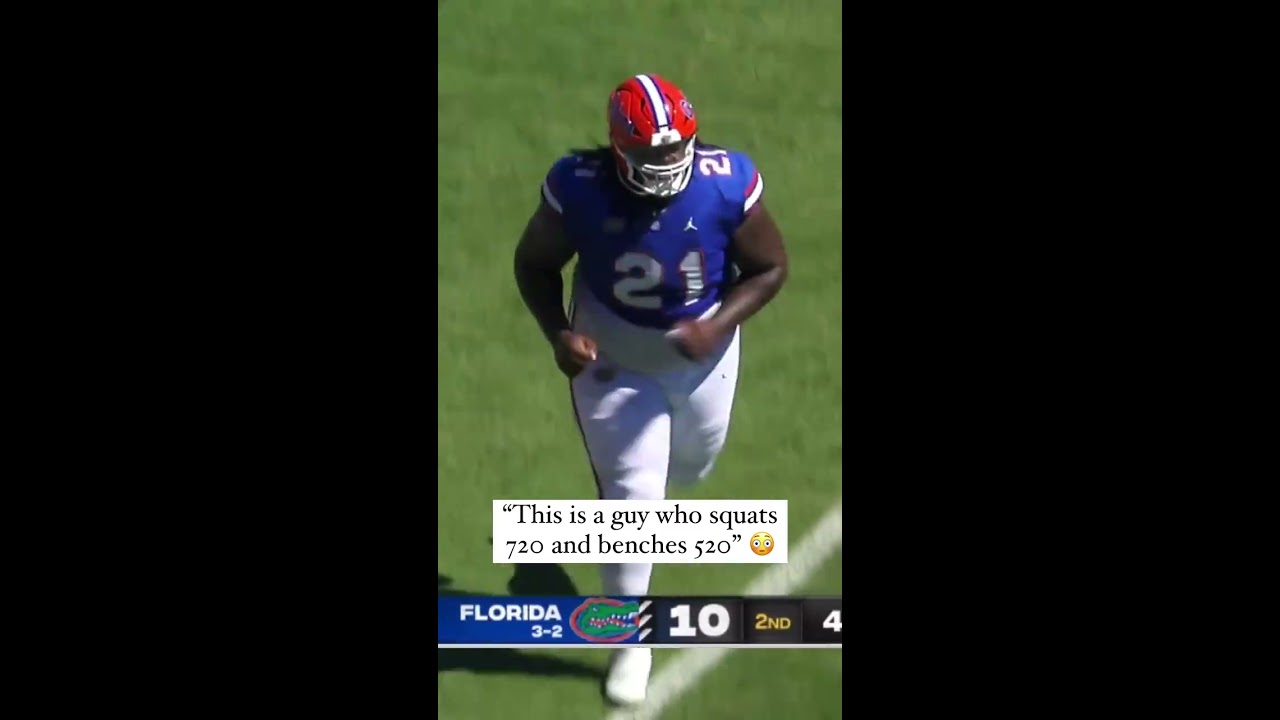 Desmond Watson Is A 6 5 415 Lb Sophomore That Can Squat 720 Lbs And Bench 520 