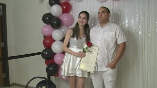 Hundreds of Houston couples get marriage licenses on Valentine's Day