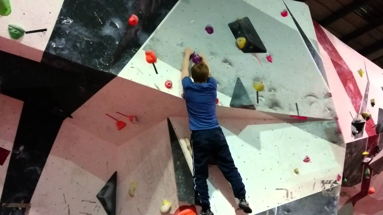 Highball climbing centre: Tony #3 - YouTube