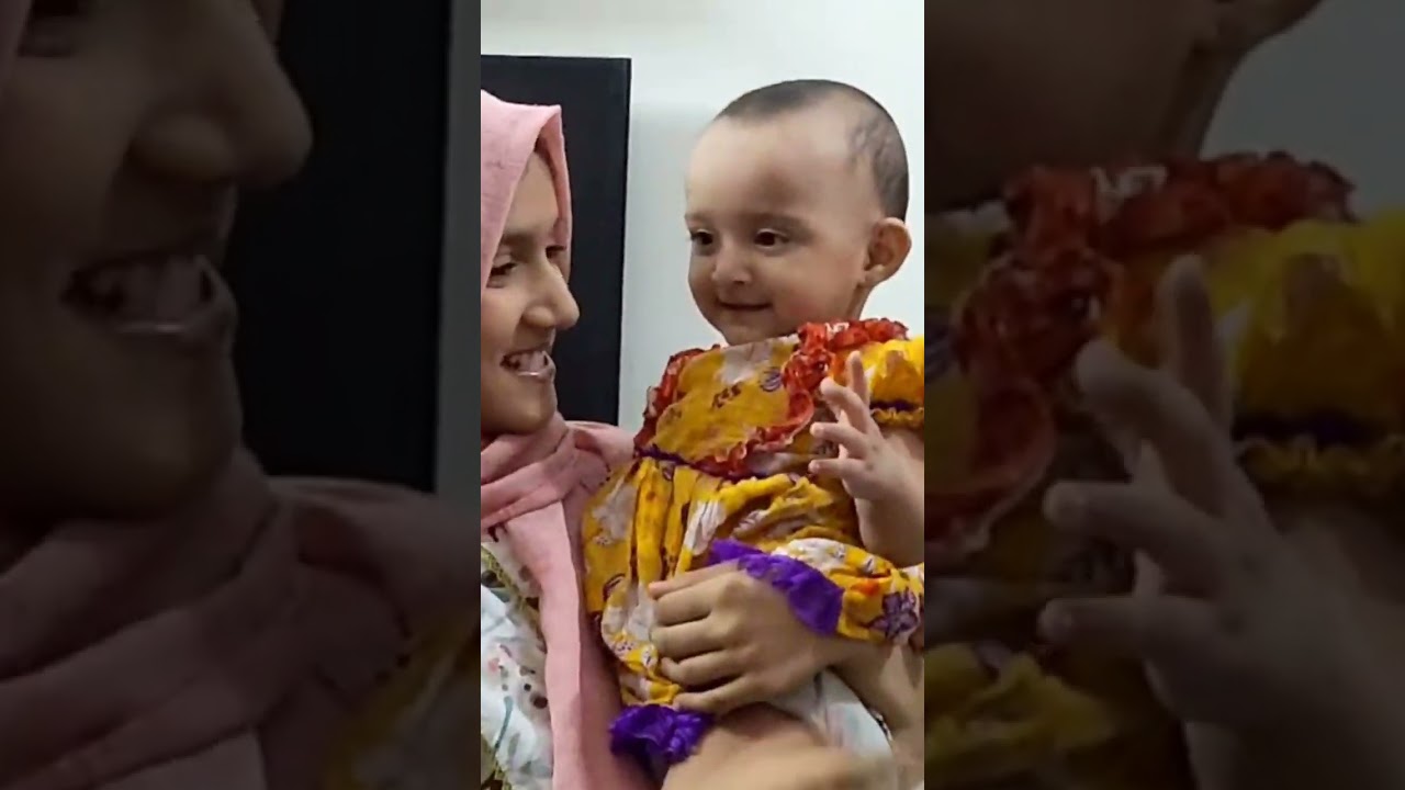 Baby's First Steps 🤣 शिशु को चलना सिखाना