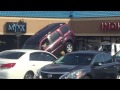 Guy tries to free suv from tow truck  pointless
