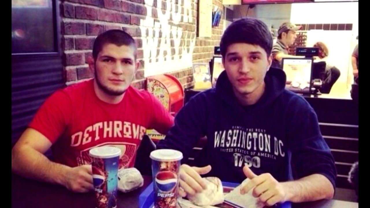 Лахмаджун в жизни стример. Камиль аллахвердиев хабиб. Лахму стример. Лахмаджун стример адам. Камиль аллахвердиев.