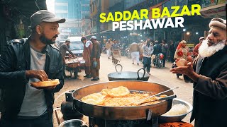 Peshawar Saddar Bazaar Cholay Pakoray & Halwa Poori Street Food Stan Fawara Chowk Nashta