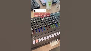 Just checked out the TR-8S 👀 #tr8s #roland #drummachine #groovebox #shorts