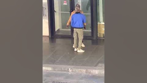 Aggressione con coltello alla stazione Termini ,protagonista Vincent visto sui video di Cicalone