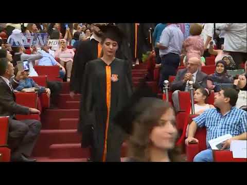 حفل تخريج طلاب الهندسة في الجامعة اللبنانية