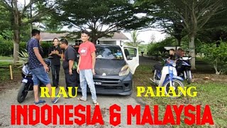 Jalan jalan di perkampungan Malaysia